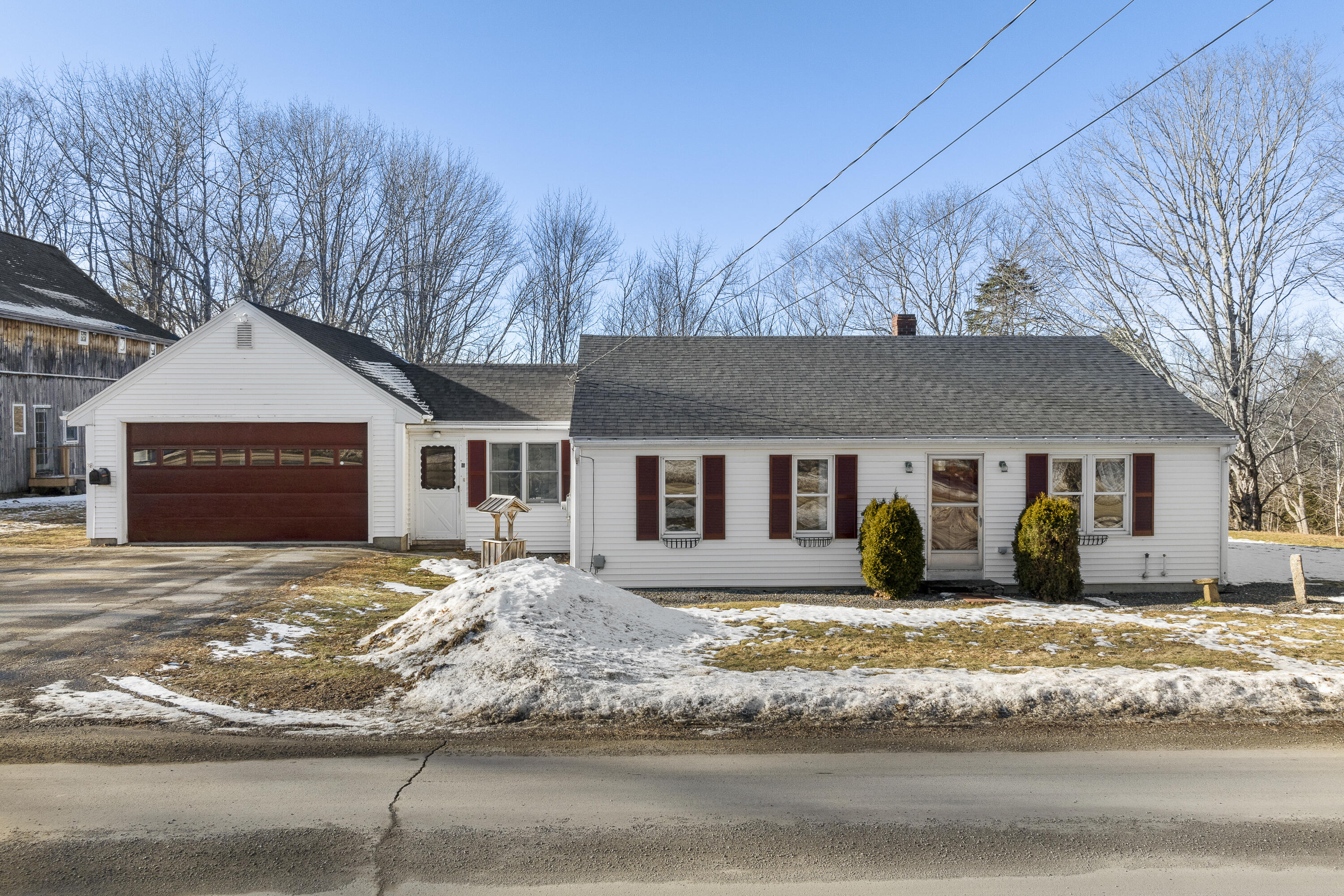 16 E Neck Road Nobleboro ME 04555