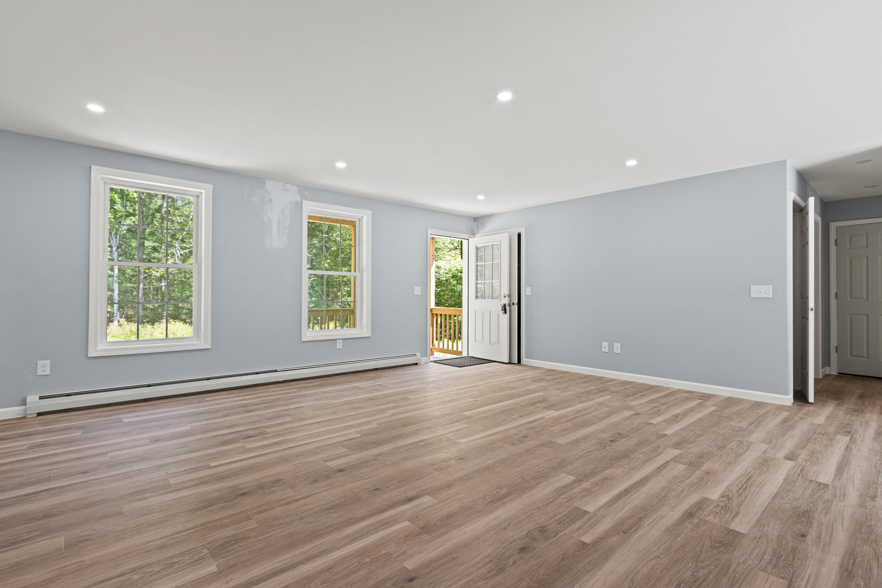 48 Tickle Way Buxton ME 04093