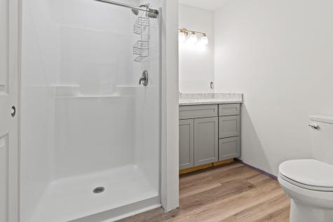 48 Tickle Way Buxton ME 04093