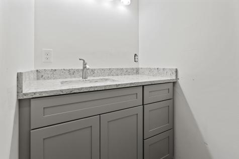 48 Tickle Way Buxton ME 04093