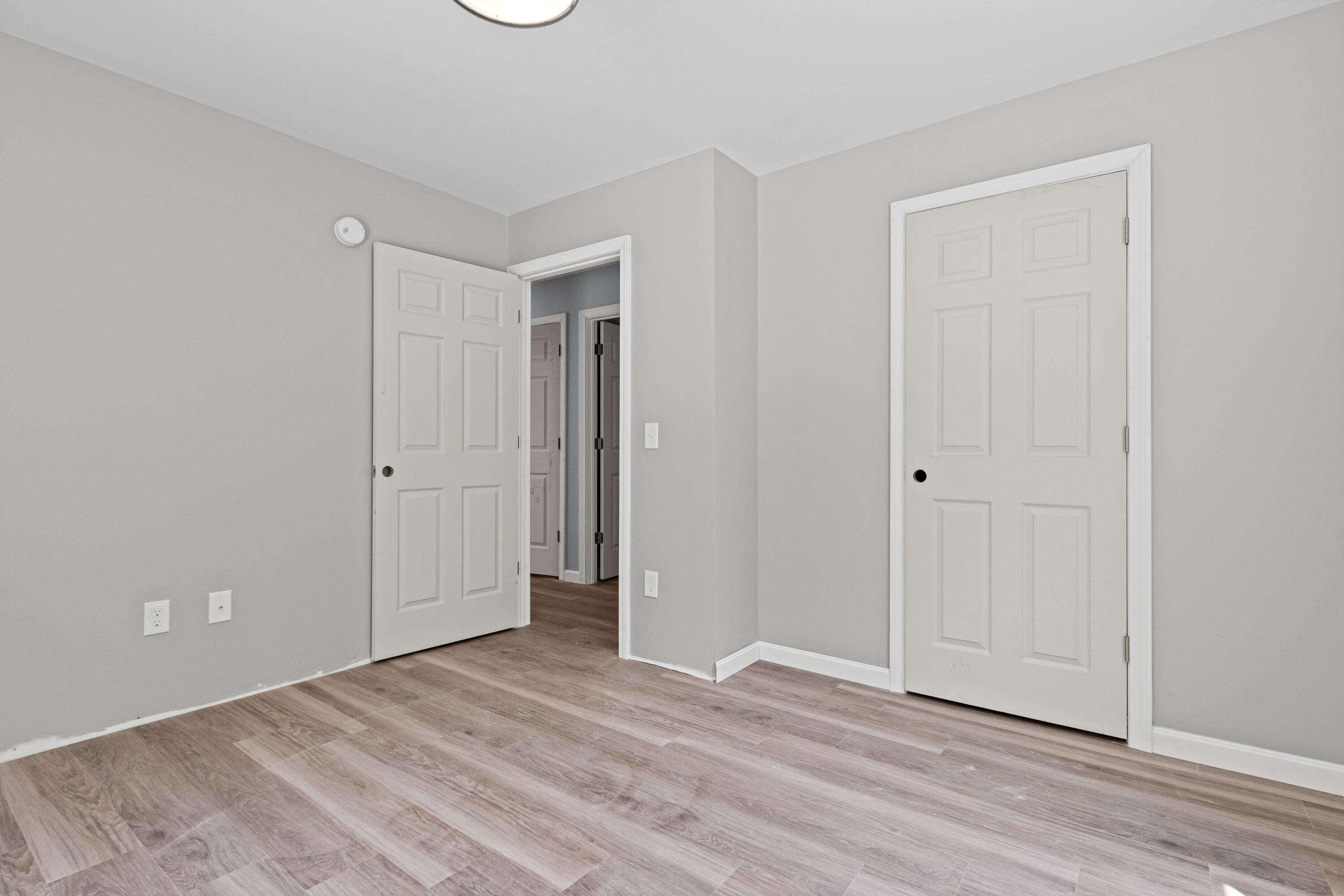 48 Tickle Way Buxton ME 04093