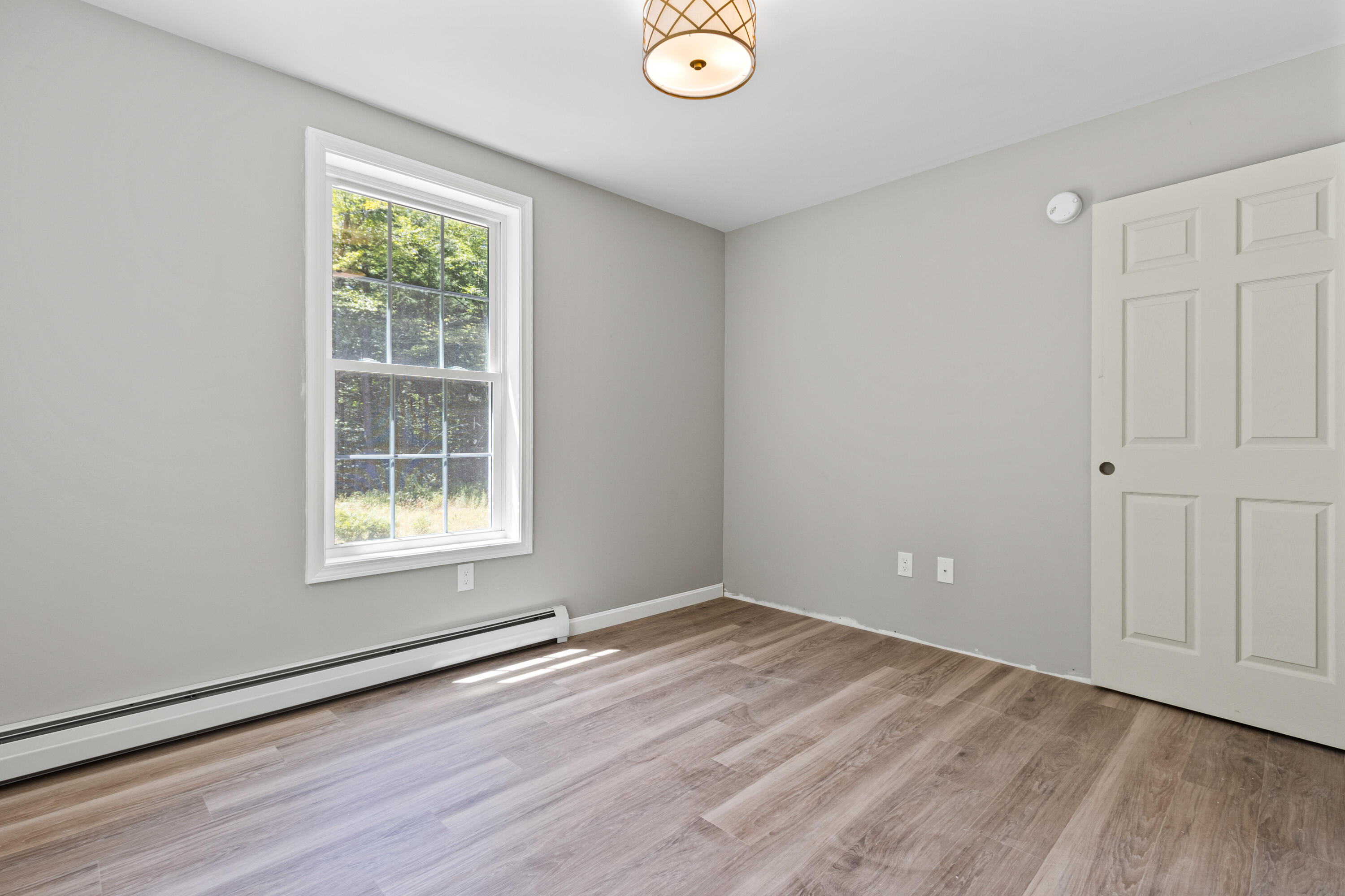 48 Tickle Way Buxton ME 04093