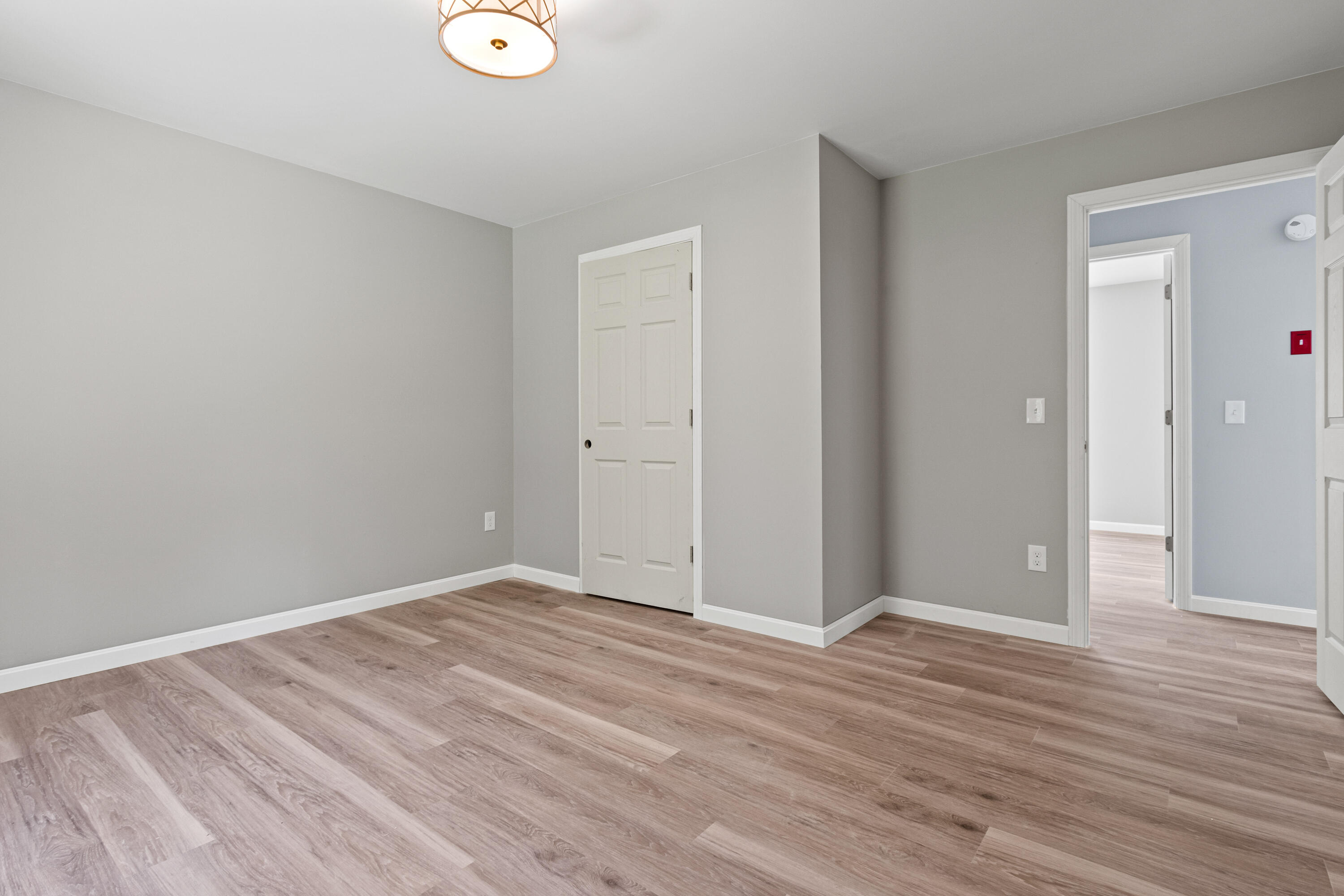 48 Tickle Way Buxton ME 04093