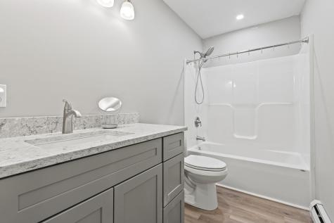 48 Tickle Way Buxton ME 04093