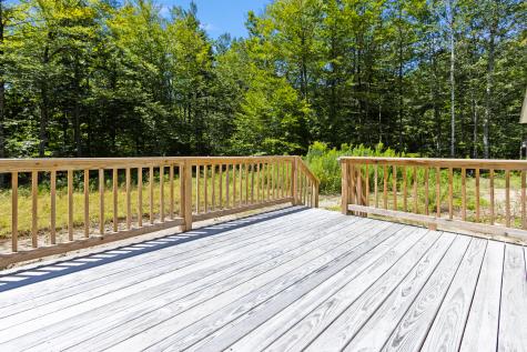 48 Tickle Way Buxton ME 04093