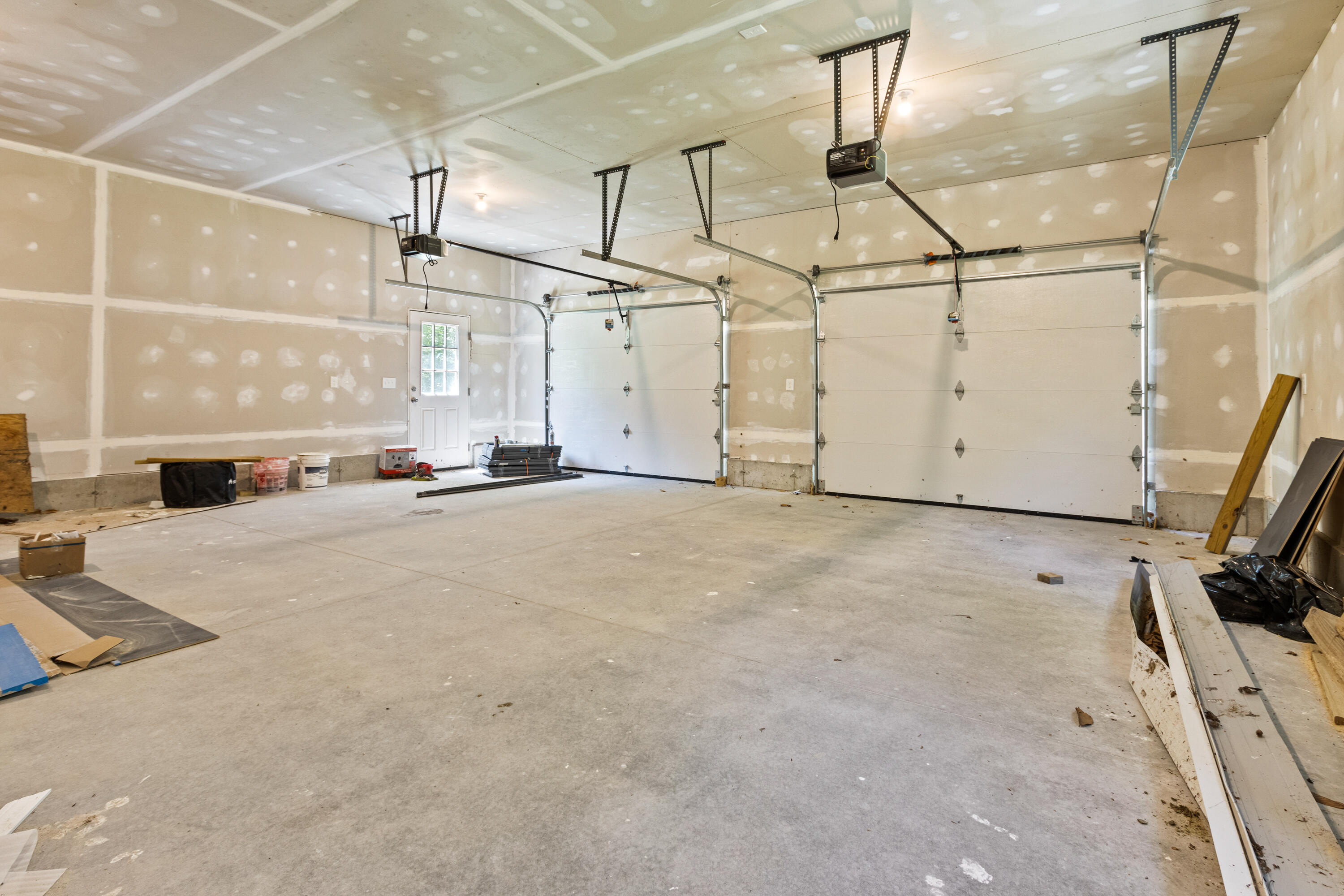 48 Tickle Way Buxton ME 04093