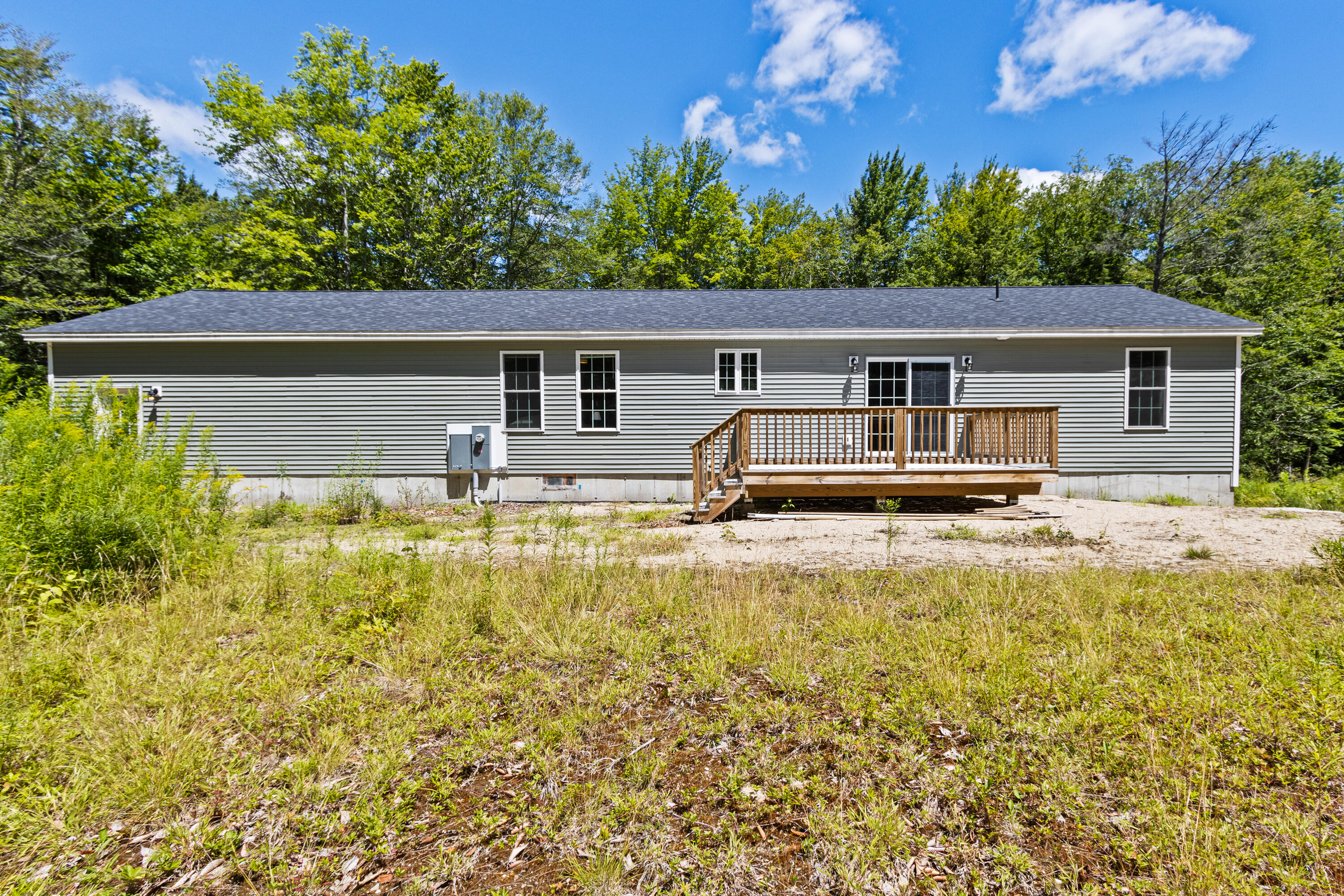 48 Tickle Way Buxton ME 04093