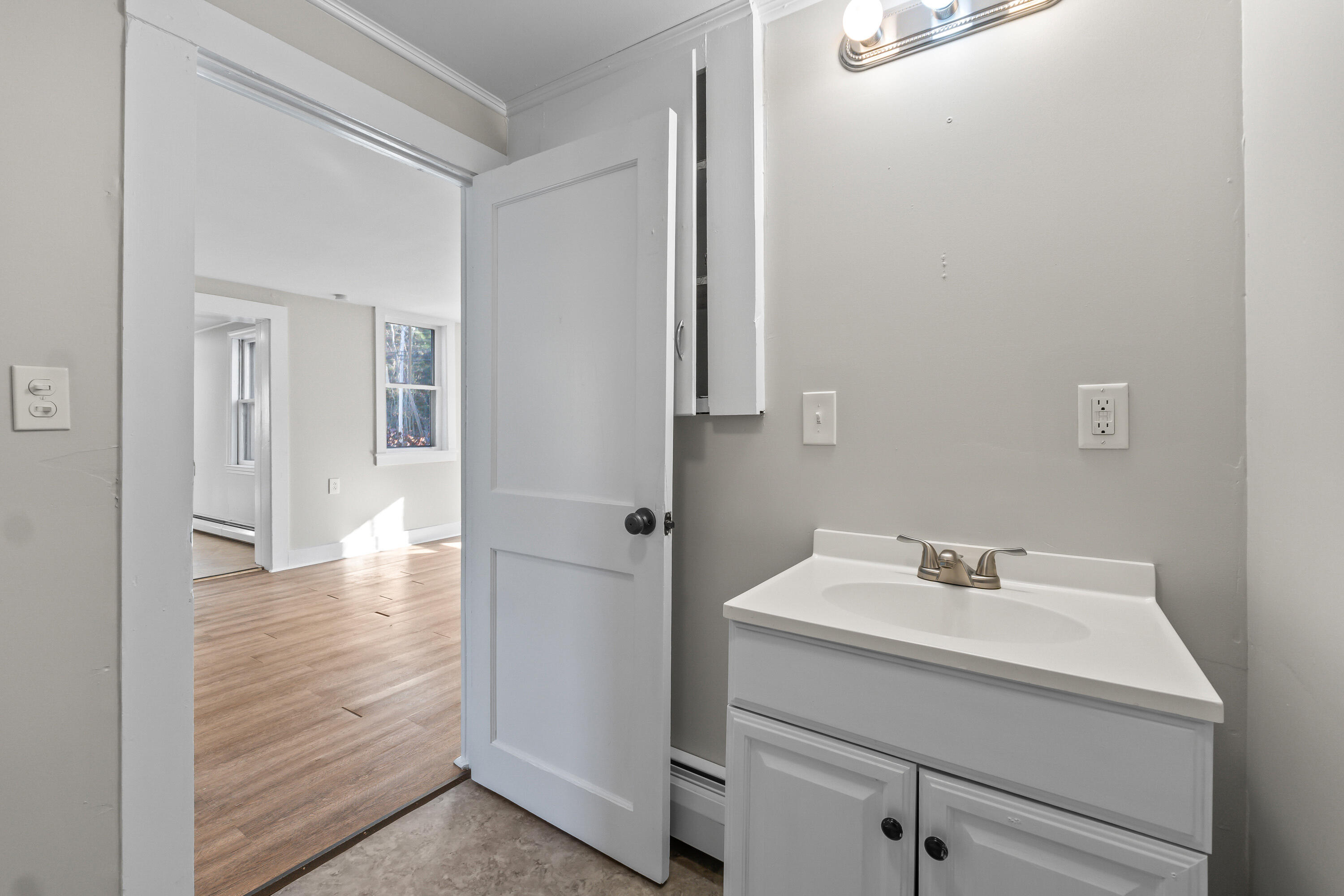 1090 Main Street Bowdoin ME 04287