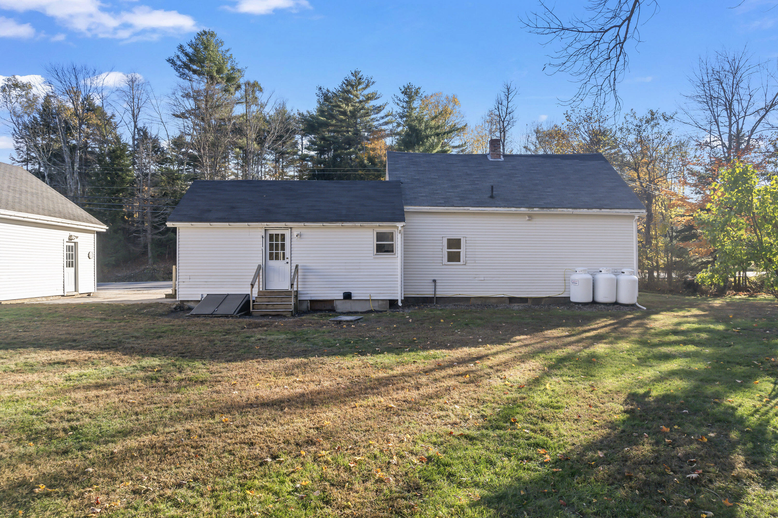 1090 Main Street Bowdoin ME 04287