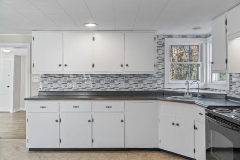 1090 Main Street Bowdoin ME 04287