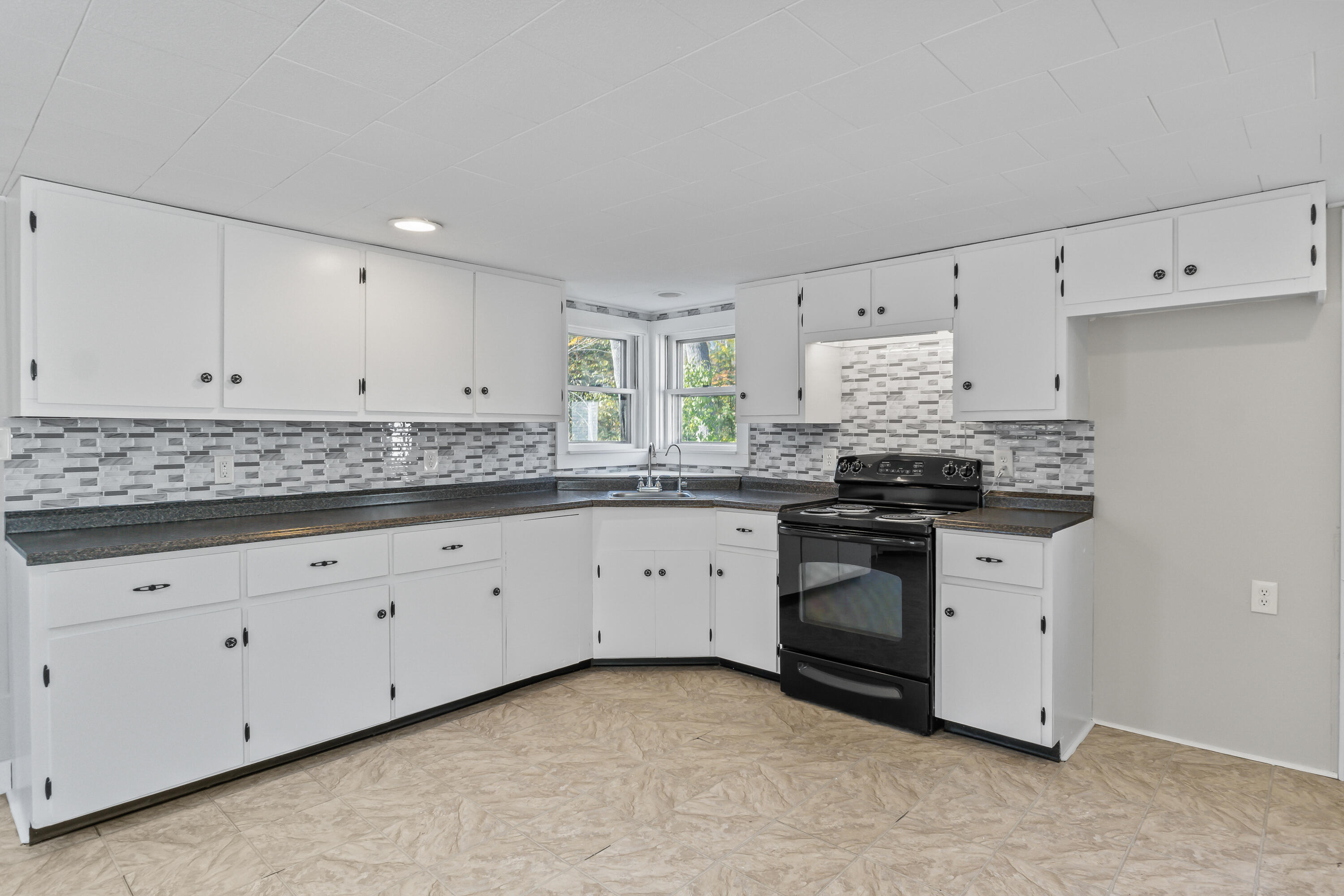 1090 Main Street Bowdoin ME 04287