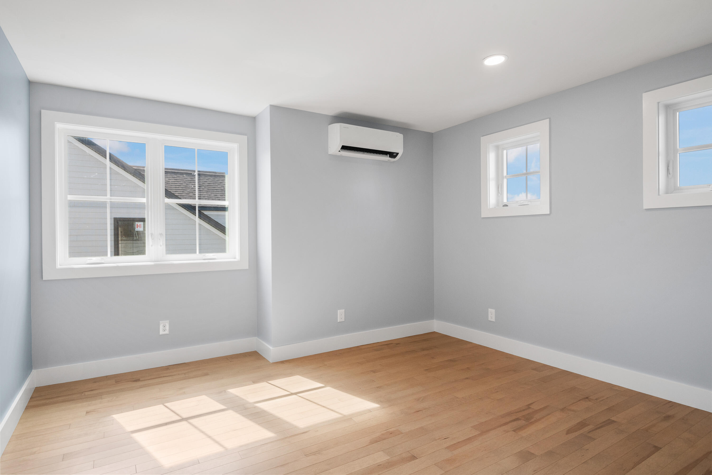 108 Owl's Nest Road Portland ME 04102