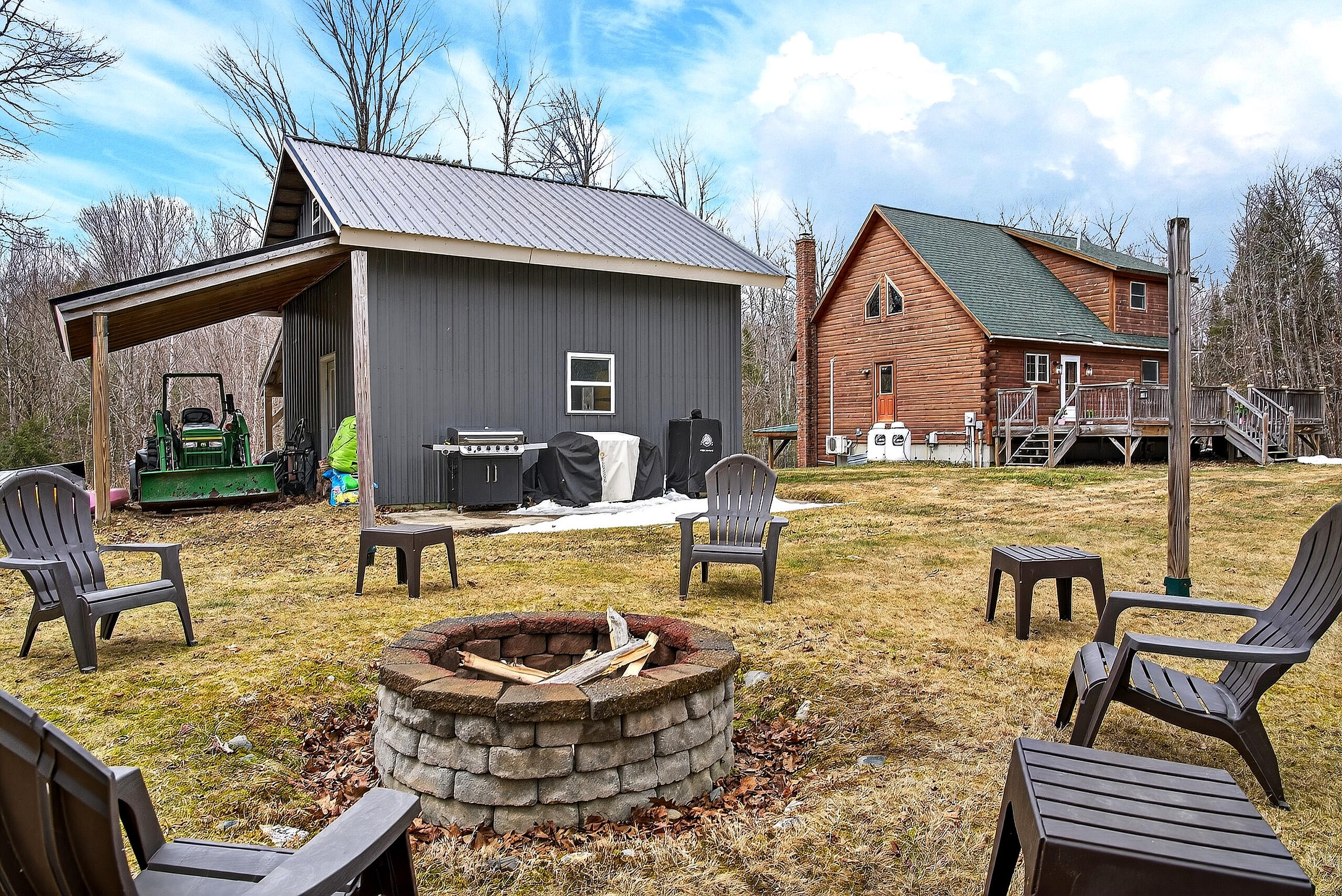 2552 Main Street Fayette ME 04349