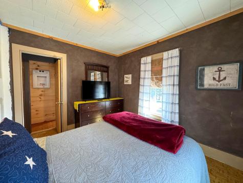 96 Houlton Road Island Falls ME 04747