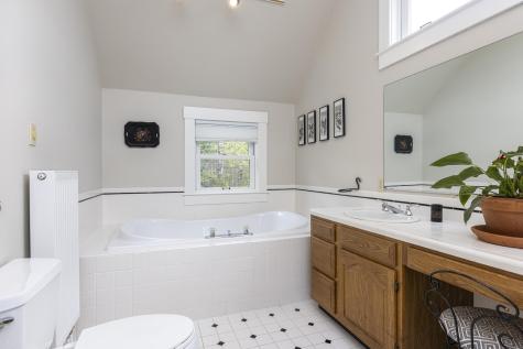 107 Baston Road North Yarmouth ME 04097