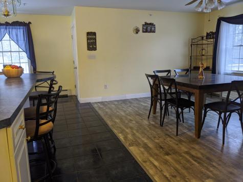 4 Baker Street Raymond ME 04071