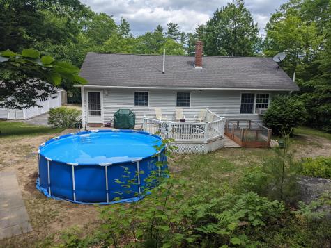 4 Baker Street Raymond ME 04071