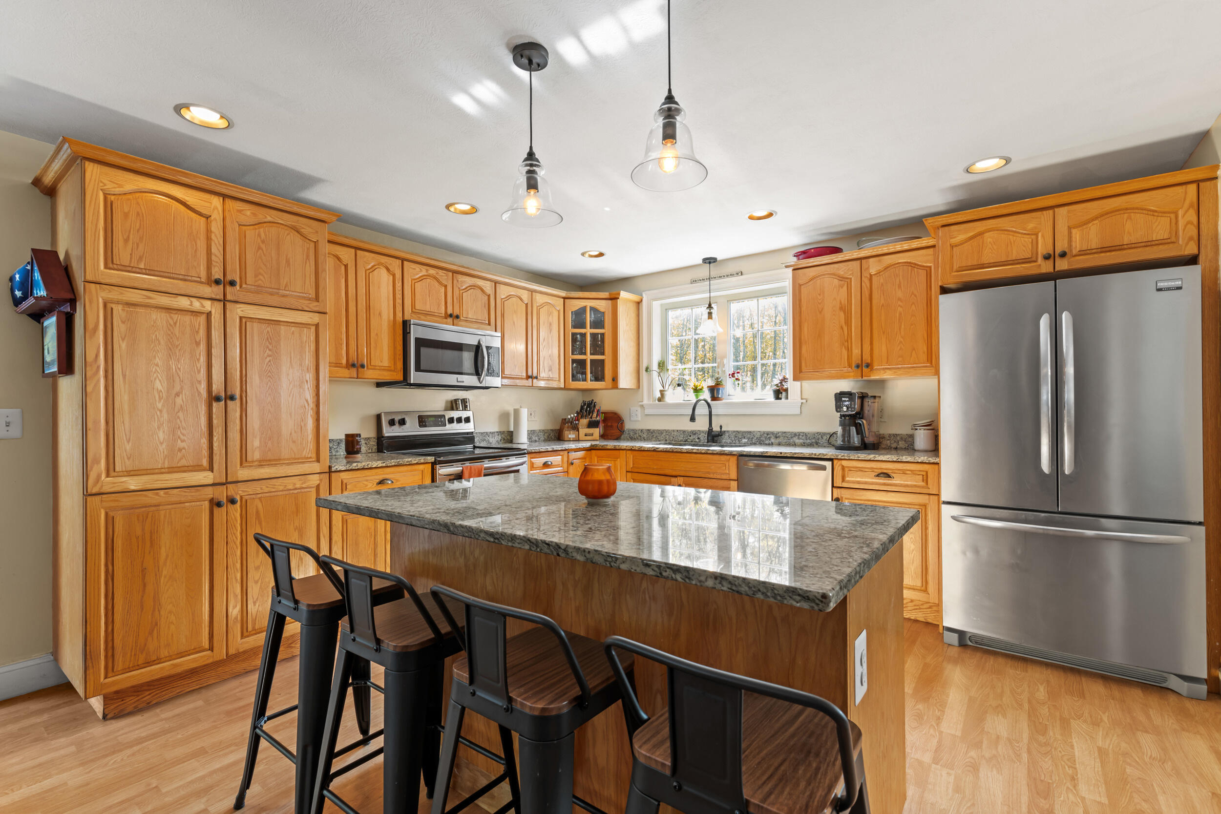 16 Whiteley Road Limerick ME 04048