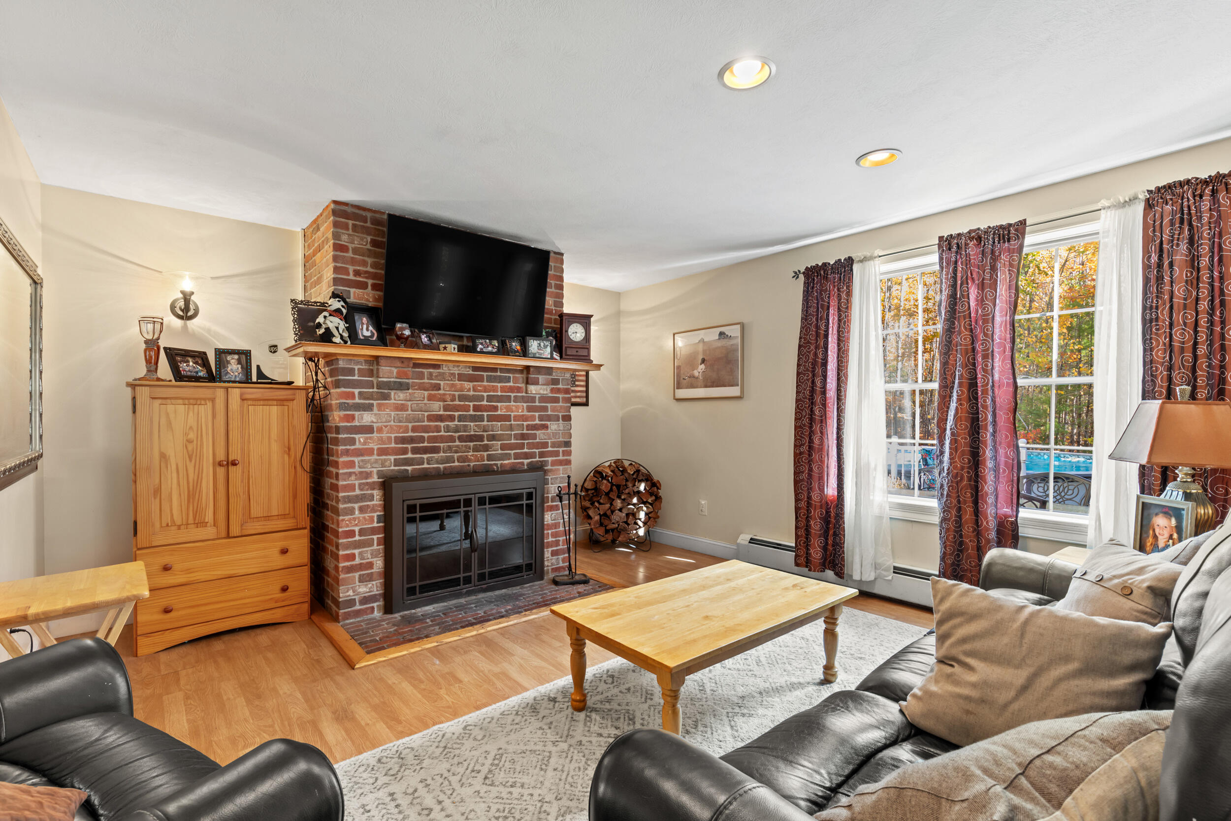 16 Whiteley Road Limerick ME 04048