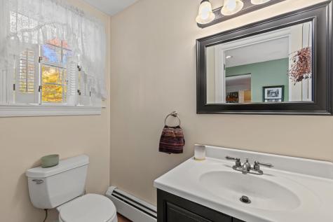 16 Whiteley Road Limerick ME 04048