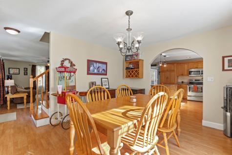 16 Whiteley Road Limerick ME 04048