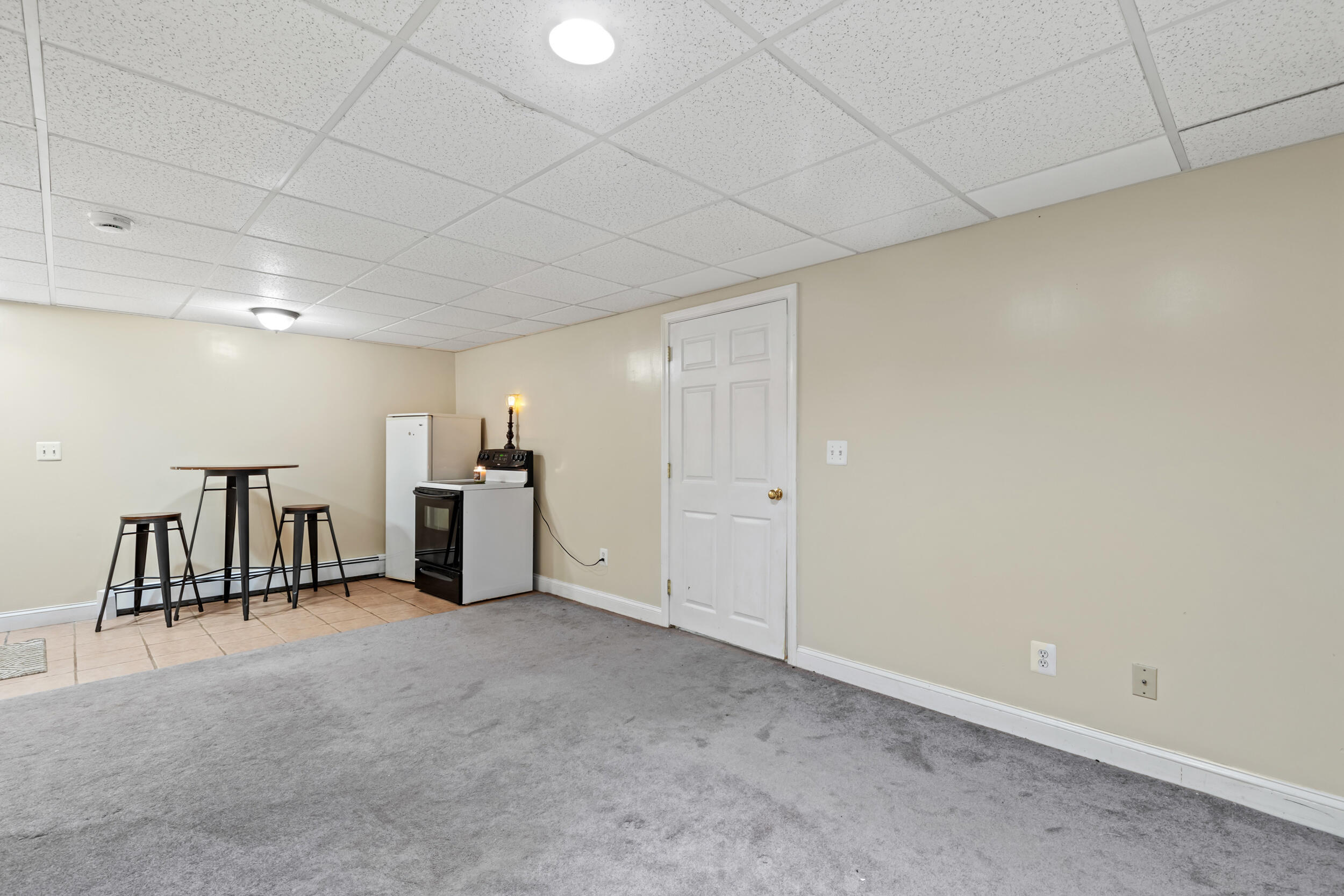 16 Whiteley Road Limerick ME 04048