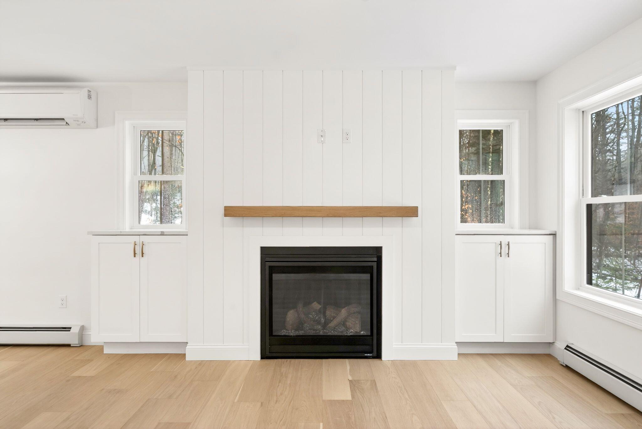 1595 U.s. 1 Route Freeport ME 04032