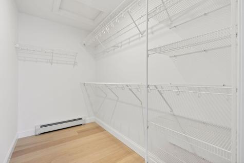 1595 U.s. 1 Route Freeport ME 04032