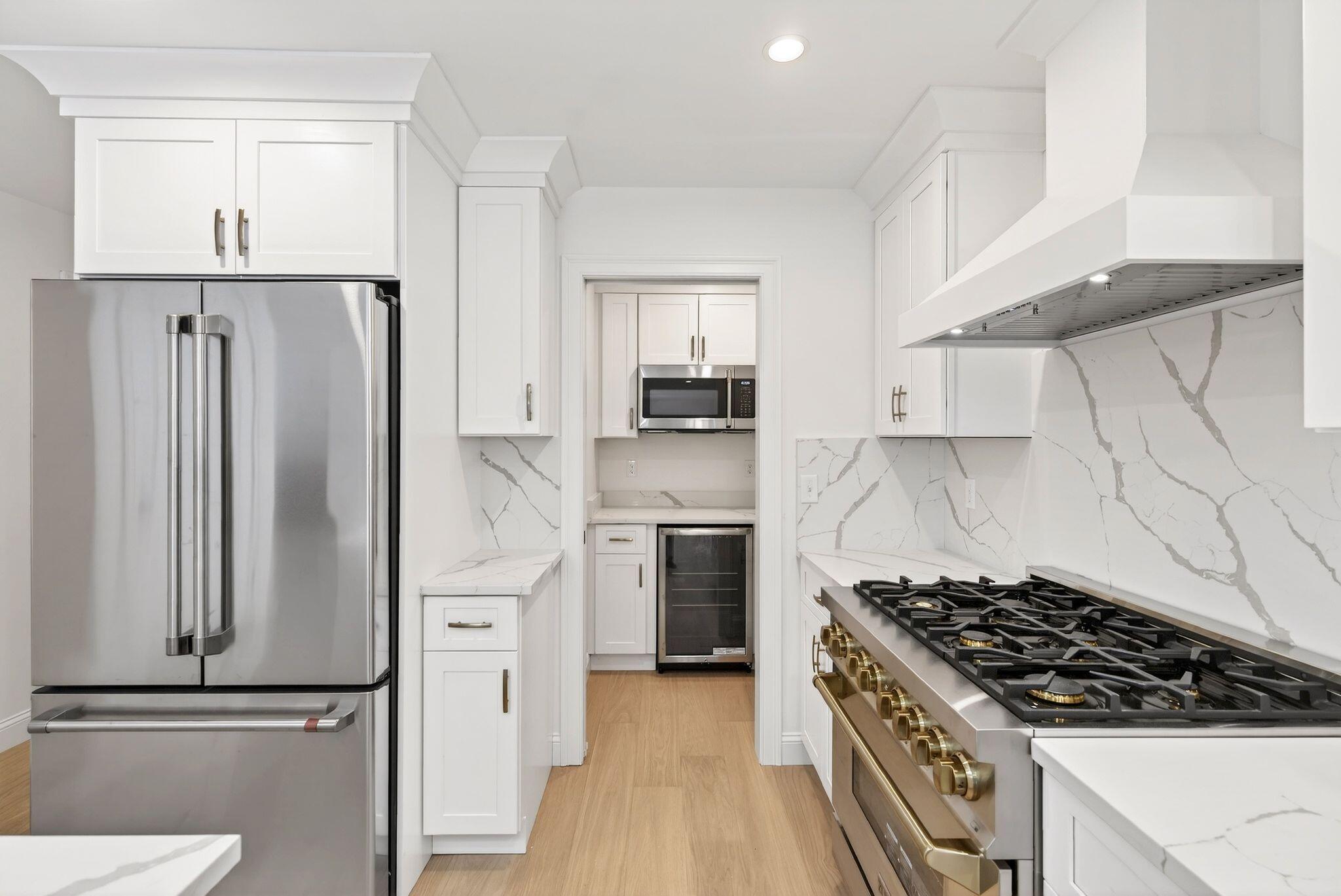 1595 U.s. 1 Route Freeport ME 04032