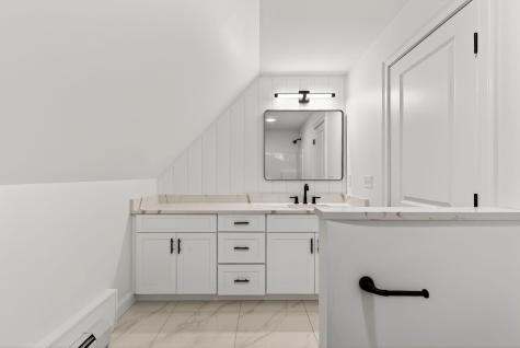 1595 U.s. 1 Route Freeport ME 04032