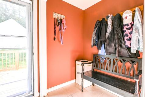 3 Esquire Circle Waterboro ME 04061