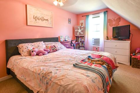 3 Esquire Circle Waterboro ME 04061