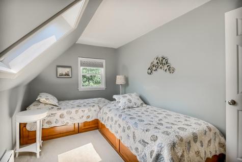 9 Laurel Lane York ME 03909