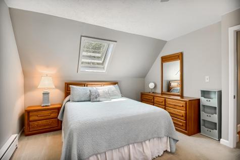 9 Laurel Lane York ME 03909