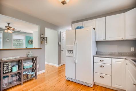 9 Laurel Lane York ME 03909