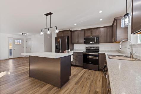 24 Taylor Road Windsor ME 04363