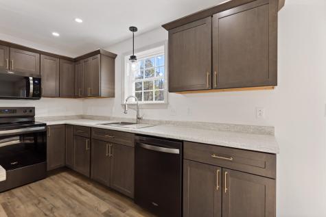 24 Taylor Road Windsor ME 04363