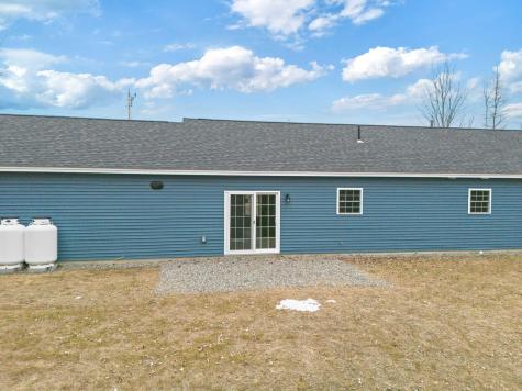 24 Taylor Road Windsor ME 04363