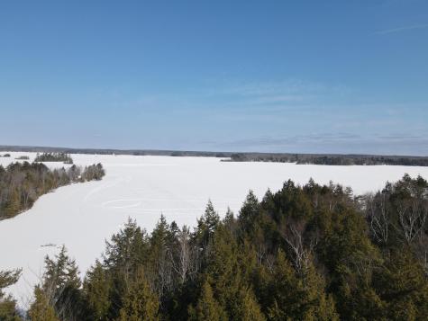 8 Martins Lane Glenburn ME 04401