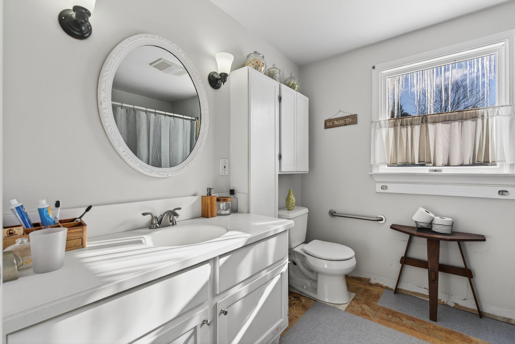 127 Wildes District Road Kennebunkport ME 04046