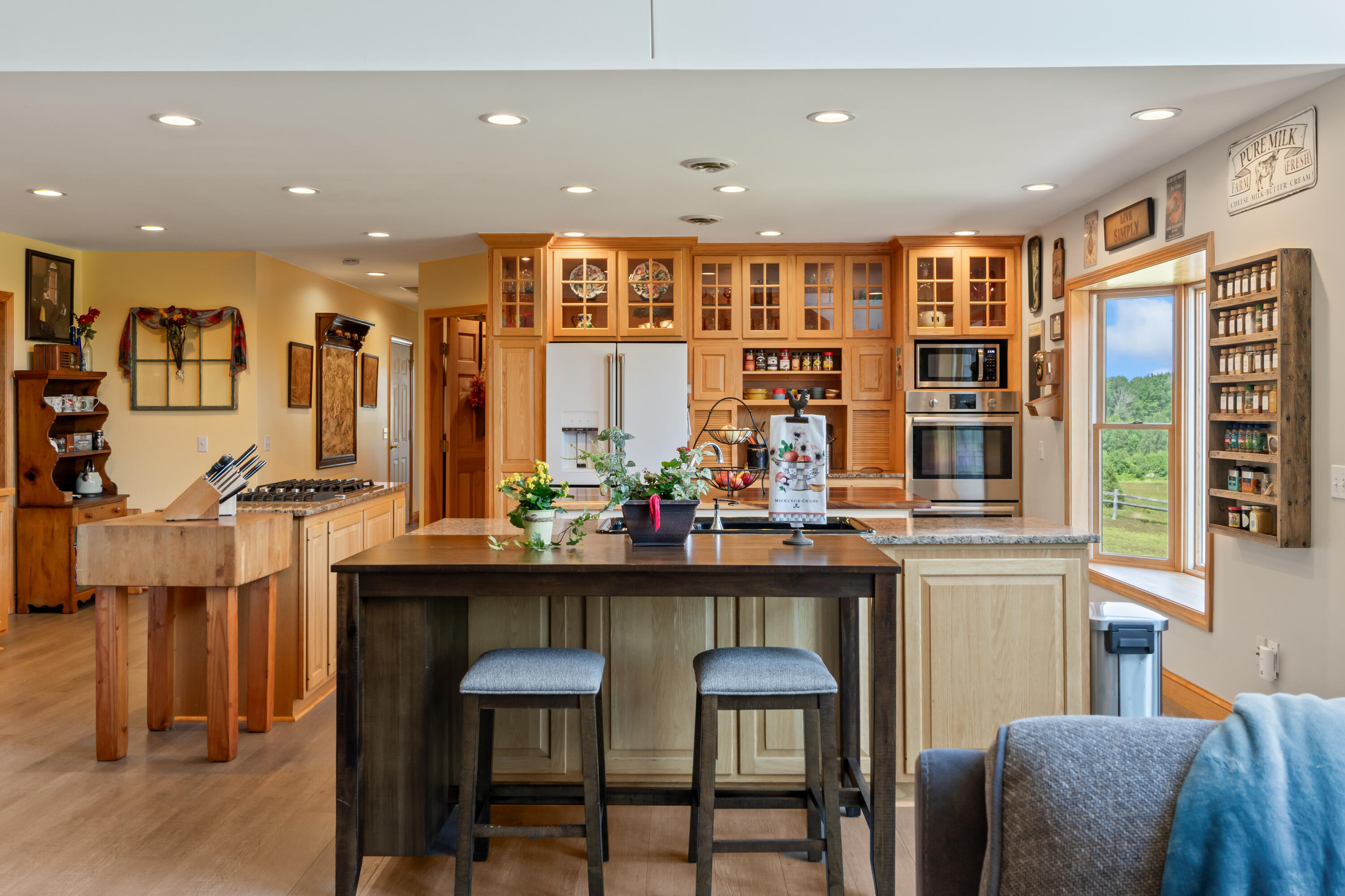 507 Mount Pleasant Street Rockport ME 04856