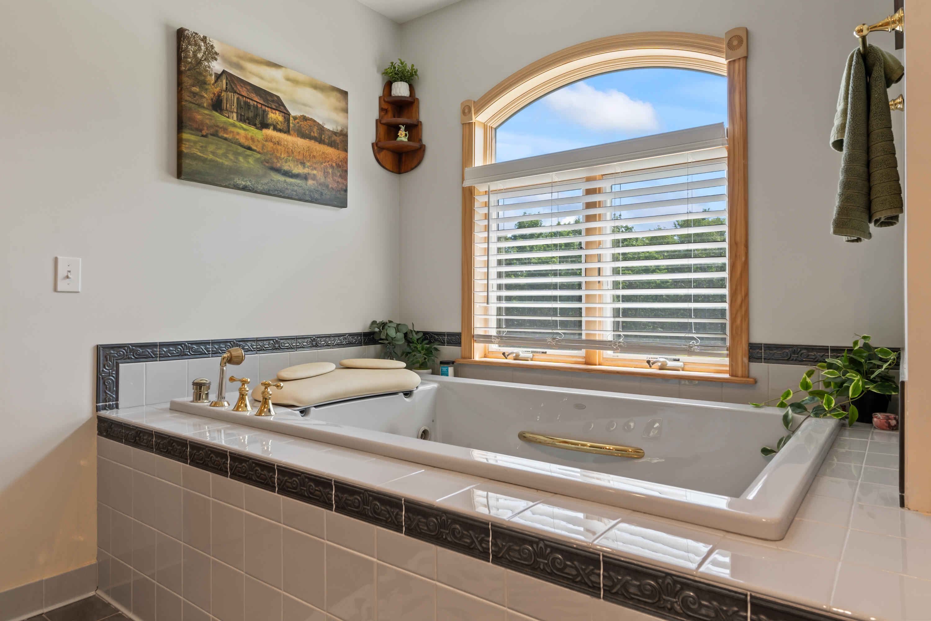 507 Mount Pleasant Street Rockport ME 04856