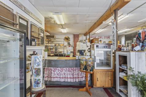 506 Main Street Wayne ME 04284