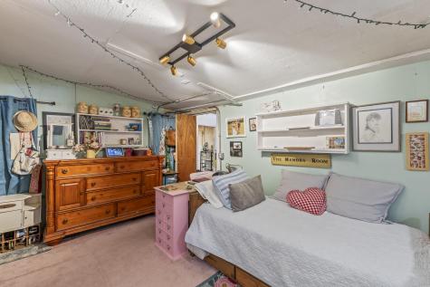 506 Main Street Wayne ME 04284