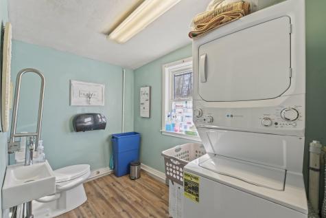 506 Main Street Wayne ME 04284