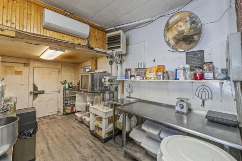 506 Main Street Wayne ME 04284