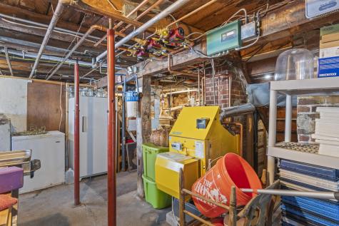 506 Main Street Wayne ME 04284