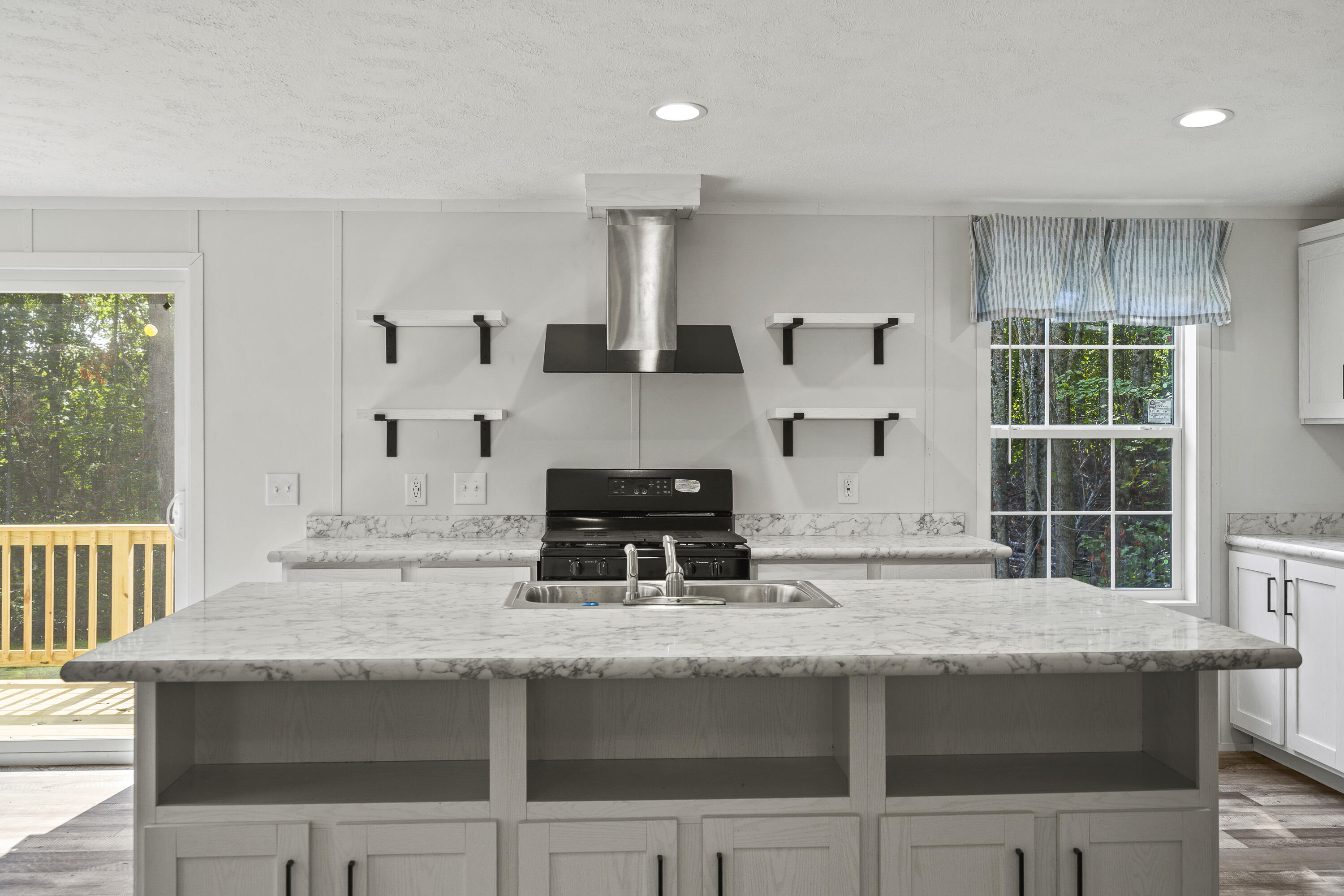 78 Hillcrest Drive Extension Chelsea ME 04330