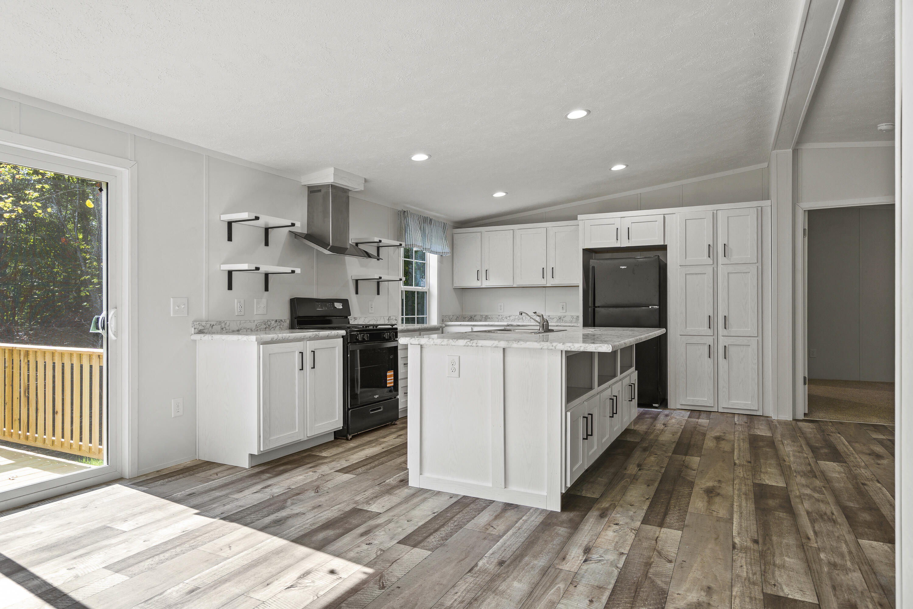 78 Hillcrest Drive Extension Chelsea ME 04330