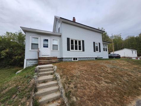 264 Highland Avenue Millinocket ME 04462